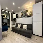 Comecasa Monolocale Vicino Stazione Lägenhet Milano