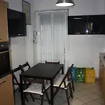 Elegante Trilocale Lägenhet *