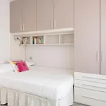 Διαμέρισμα Adorable Centre, 2 Bd, 4 Guests Μιλάνο