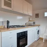 Spacious Penthouse With Panoramic Terrace - 20 Minutes From San Siro & Duomo