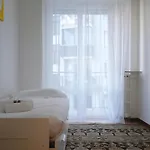 Orea Spiti - The Urbanite Apartament Mediolan