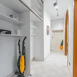 Ihost - De Andreis 11 * Μιλάνο