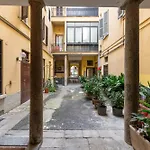 Pontaccio, 4 - Vivere In Brera, Quartiere Bohemien Di