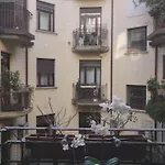 Cordusio Apartament Mediolan