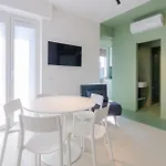 San Siro Blue Flat * ميلان
