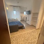 Residenza Via Ripamonti 514 アパート