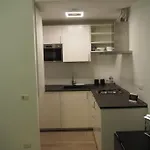 Lägenhet Tadino 50 *