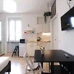Primopiano - Meda 51 Apartamento *