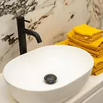 Daire Esclusivo Con 2 Da Letto Milano