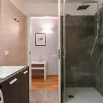 Easyhomes - Spiga 아파트