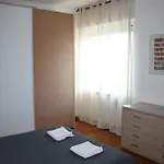 Elegante Trilocale Lägenhet *