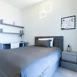 شقة Luxury In Bosco Verticale Isola *