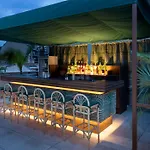 Radisson Collection Hotel, Santa Sofia Отель