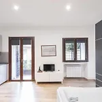 Easylife - Con Balcone In Risorgimento