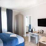 My Guest 3*