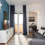 شقة Gambara Urban Flat - Stylish And Next To Metro ميلان