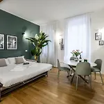 Stylish Loft , Corso Garibaldi - Duomo-brera * Milão