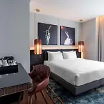 Radisson Collection Hotel, Santa Sofia ホテル 5*