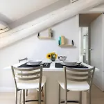 Ferrucci 1 Br Attic In By Halldis Appartamento