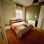 Sunny's House *