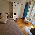 Exclusive Floor 2-bedroom Flat