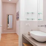 Homeby, Casa Isella Apartamento *
