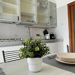 Апартаменты Lorenteggio Urban - Affitti Brevi Italia *