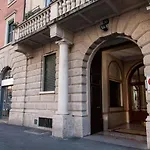 아파트 2 Bagni E - House Of Art Center