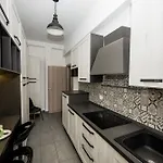 Appartamento Airguest Station *