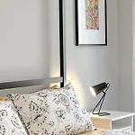 Torre 24 - Luxury Naviglio * Milan
