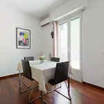 Guesthost - Lorenteggio Gelsomini Cozy