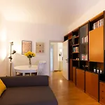 Linate Retreat - Forlanini M4 Daire