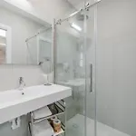 Ticinese מלון דירות 4*