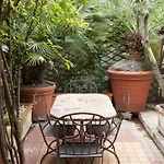 Wprelais Palm Fronds Апартаменты