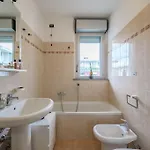 Near Duomo - Free Parking -terrace - Metro - Ac Lejlighed