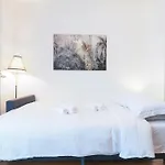 Apartament Primopiano - Monza 212 Mediolan