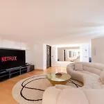 Piscina Interna Privata E A * 米兰