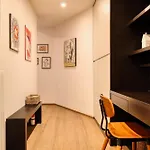 Hostmate - - Magenta 52 - Cadorna *