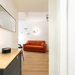 Co99- Large Lanzone Lägenhet *