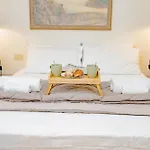 Luxury Naviglio House - 10 Min Cathedral アパート ミラノ