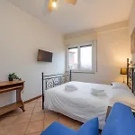 I Host - Muratori 54 * Μιλάνο