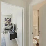 아파트 Gohost - Modern And Bright With Terrace And Balcony 밀라노