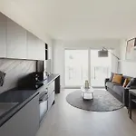 아파트 Gohost - Modern And Bright With Terrace And Balcony