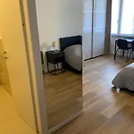 Grey House Apartman *