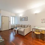 Lovely Two-room In Loreto * Milão