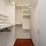 Lovely Two-room In Loreto