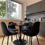 Homeby, Casa Anna Milaan