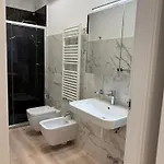 Mihouse Res מילאנו