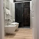 Mihouse Res דירה