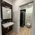Mihouse Res מילאנו